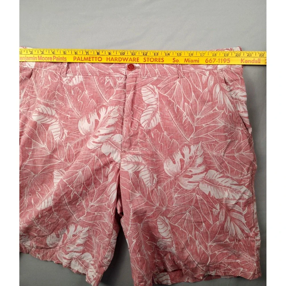 IZOD Saltwater Men's 40 Pink Tropical Palm Leaf Shorts Beach Resort Chino Casual